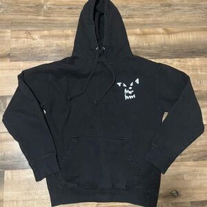 Men’s Russ tour merch “there’s really a wolf” 2017